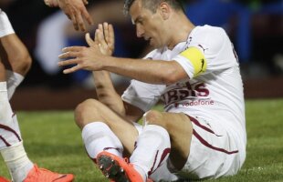 Preţul victoriei: Daniel Pancu a dus Rapidul pe primul loc în Liga 2, dar a ieşit cu glezna în piuneze